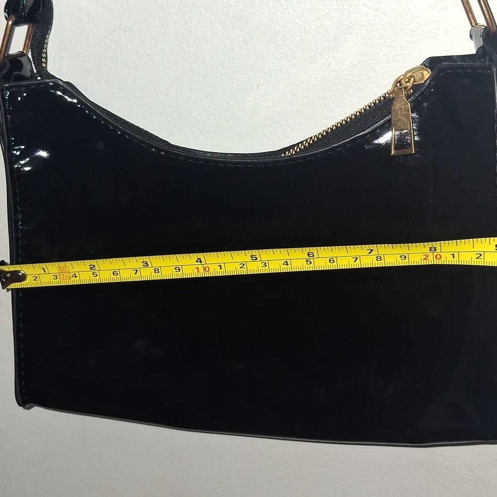 Small Glossy Black Hand Bag - Picture 3 of 7
